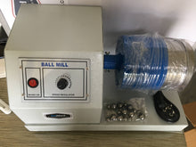 Charger l&#39;image dans la galerie, Superior heavy duty Laboratory Ball Mill 2kg Motor Driven Heavy Duty with Stainless Steel Balls
